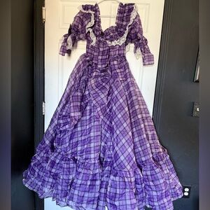 Selkie Carriage Gown